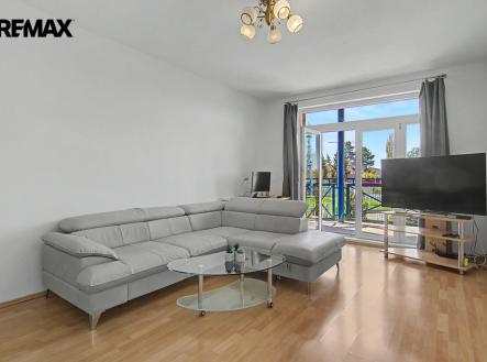img-2845-obyvak-s-terasou.jpeg | Prodej bytu, 3+1, 91 m²