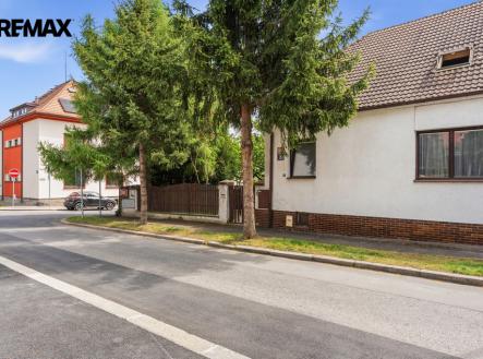 a7402786.jpg | Prodej - dům/vila, 148 m²
