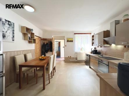 hostim-u-berouna-32.jpg | Prodej - dům/vila, 168 m²