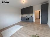 Pronájem bytu, 1+kk, 35 m²