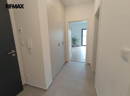 predsin.jpeg | Pronájem bytu, 1+kk, 35 m²