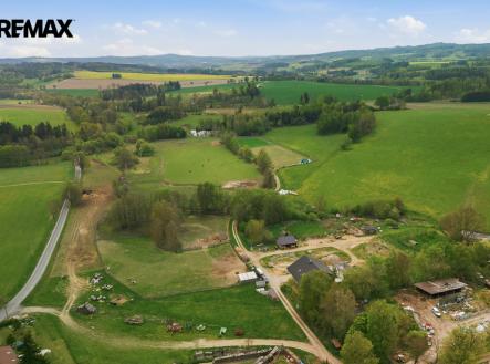 realitni-fotografie-jirin-roman-lausman-61.jpg | Prodej - zemědělský objekt, 172 102 m²