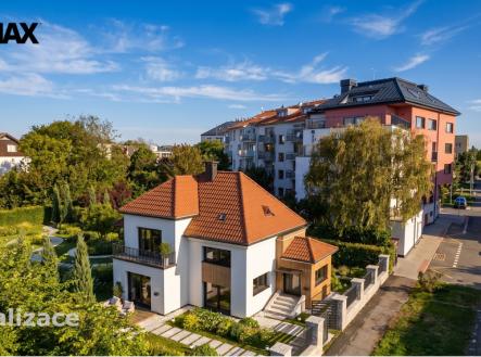 2298-rd-u-hotelu-rekonstrukce-text.jpeg | Prodej - dům/vila, 106 m²