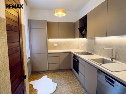 návrh rekonstrukce | Prodej bytu, 3+1, 62 m²