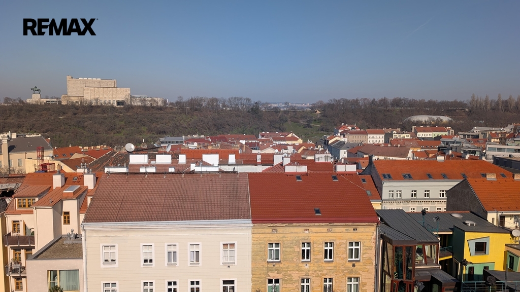 Výhled z půdy