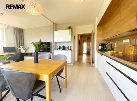 velvarska-1101-horomerice-28.jpg | Prodej bytu, 2+kk, 55 m²