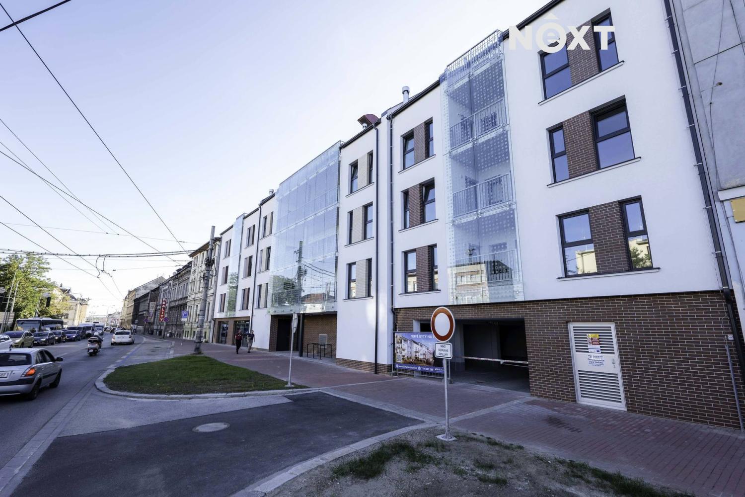 Pronájem ostatní Garáž, 15㎡