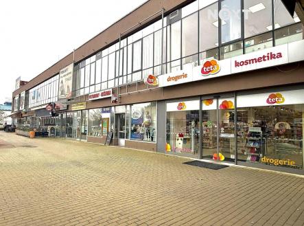 Pronájem - komerční objekt, obchodní centrum, 546 m²