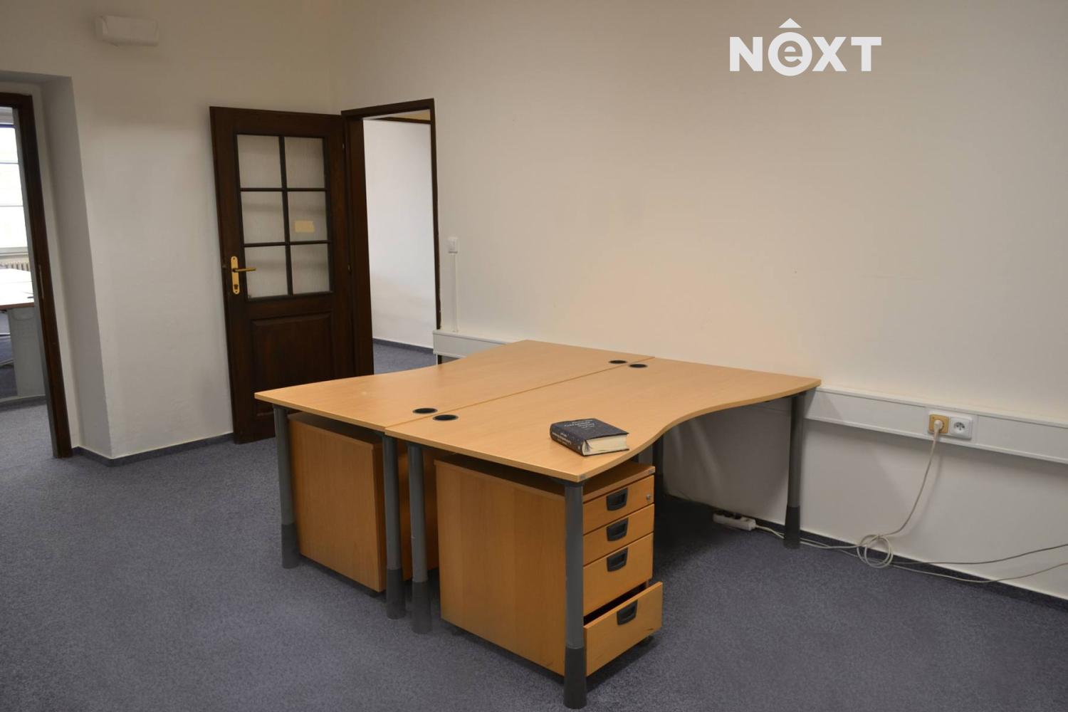 Pronájem komerční Kanceláře, 150㎡