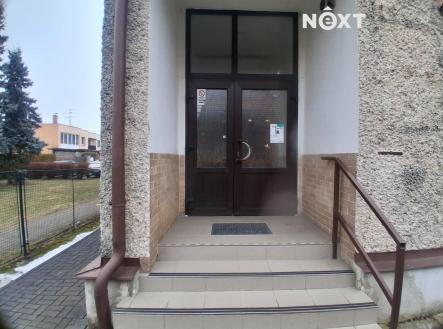 Pronájem - komerční objekt, obchodní centrum, 350 m²