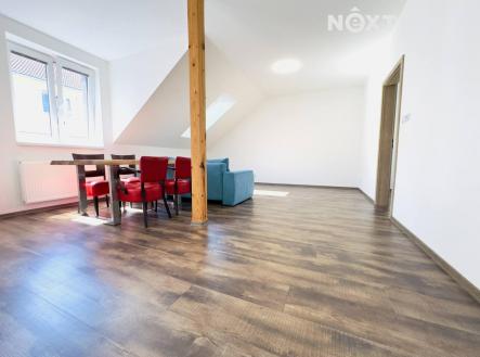 Pronájem bytu, 3+kk, 80 m²