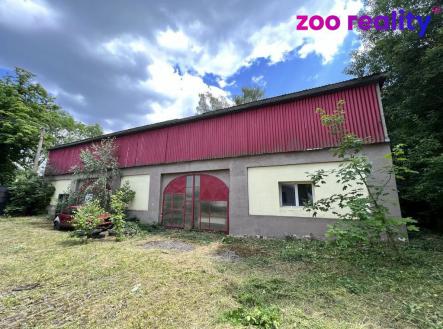 Prodej - dům/vila, 1 950 m²