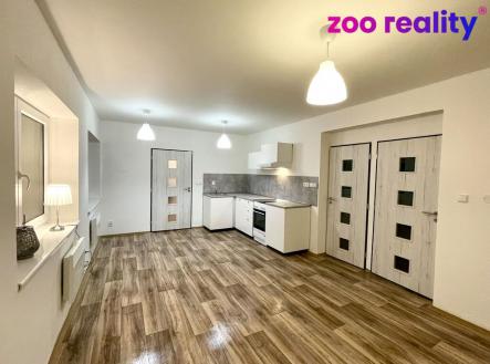 Prodej - nájemní dům, 238 m²