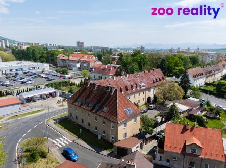 byt-tyrse-a-fuegnera-295-litvinov-dron-6.jpg | Pronájem bytu, 4+kk, 106 m²