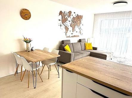 att.j4jvmfvwnytfeua4bhngcjcbxvrxzghmdprrvoelvi0.jpeg | Pronájem bytu, 3+kk, 74 m²