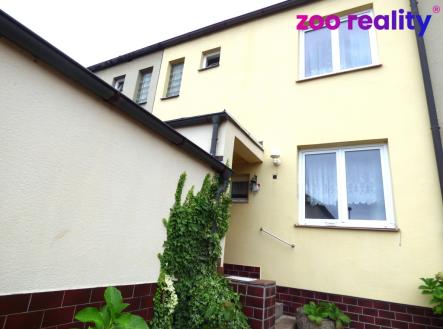 vpredu-1.jpg | Prodej - dům/vila, 164 m²