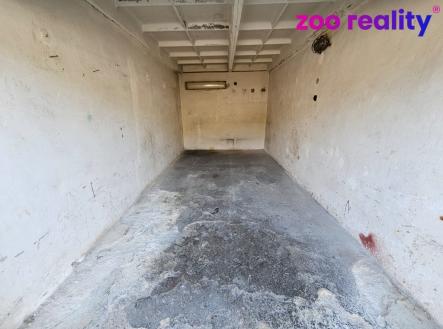 whatsapp-image-2025-08-27-at-21.00.30-2.jpeg | Prodej - malý objekt/garáž