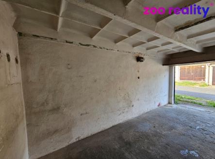 whatsapp-image-2025-08-27-at-21.00.31.jpeg | Prodej - malý objekt/garáž