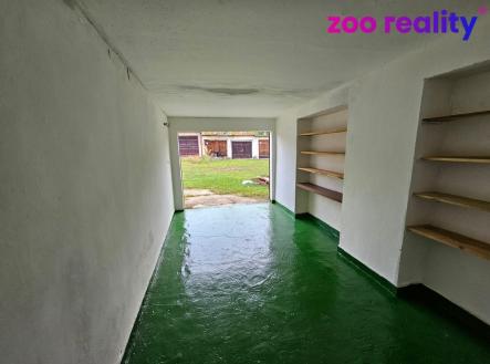 whatsapp-image-2025-10-21-at-10.08.14-3.jpeg | Prodej - malý objekt/garáž