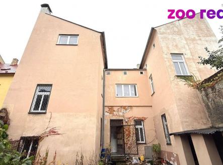 Prodej - komerční objekt, obchodní centrum, 320 m²