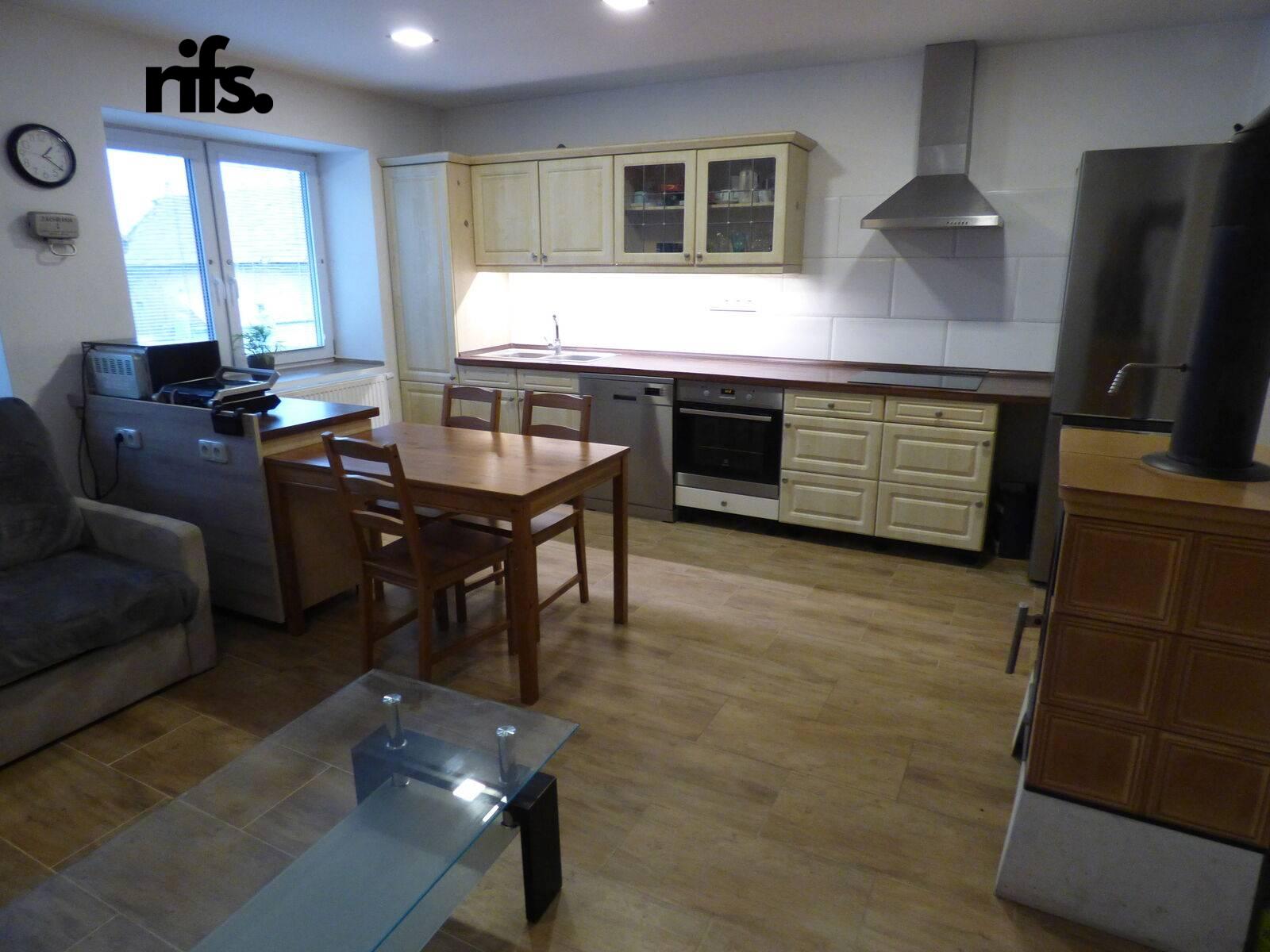 Prodej dům Rodinný, 80㎡|Pardubický kraj, Pardubice, Chvaletice, Hornická Čtvrť, 112, 53312