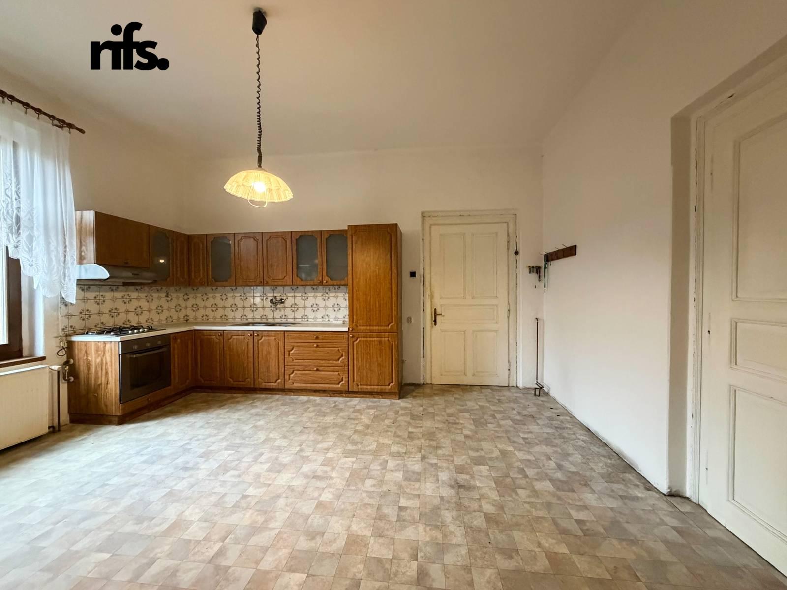 Prodej dům Rodinný, 200㎡|Ústecký kraj, Chomutov, Legionářská 1230/4, 43001