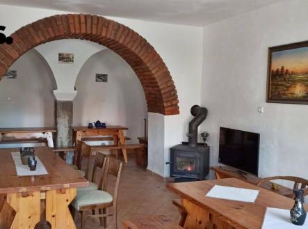 Prodej - komerční objekt, jiný, 345 m²