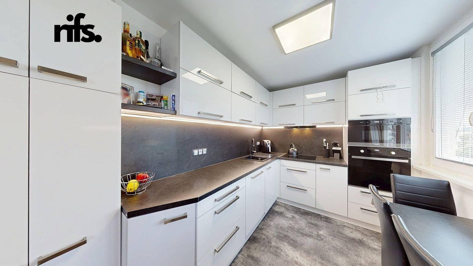 Prodej byt 2 + 1, 55㎡|Jihočeský kraj, Strakonice, Strakonice II, Bezděkovská 430, 38601