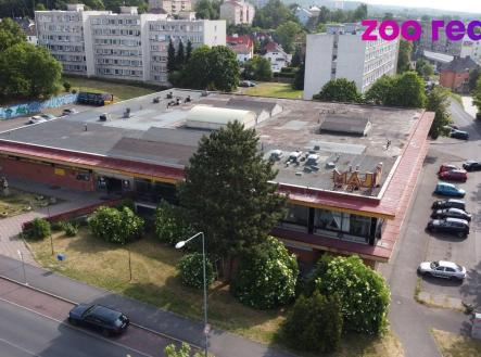 Pronájem - komerční objekt, obchodní centrum, 60 m²
