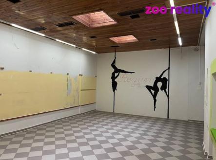 Pronájem - komerční objekt, obchodní centrum, 60 m²