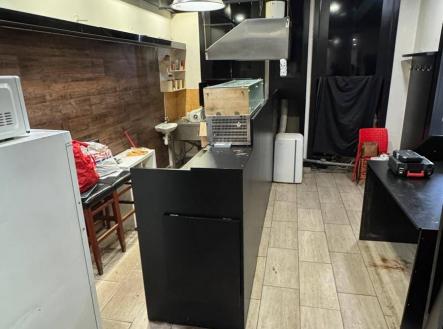 Pronájem - komerční objekt, obchodní centrum, 50 m²