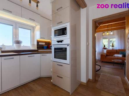 Prodej - dům/vila, 310 m²