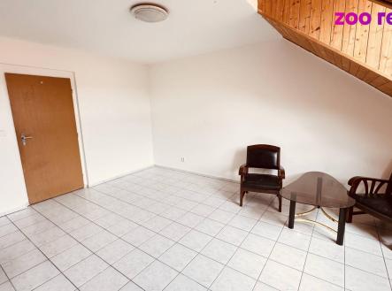 Pronájem bytu, 1+kk, 33 m²