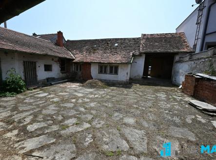 09 | Prodej - pozemek pro bydlení, 373 m²