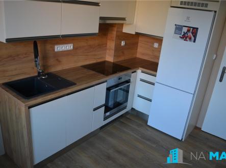 01 | Pronájem bytu, 3+1, 85 m²