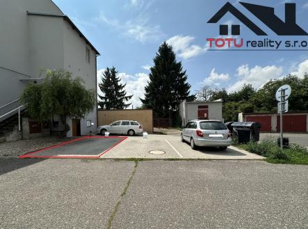 img-3220.jpeg | Pronájem - malý objekt/garáž