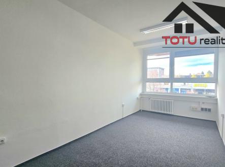 20251112-101941.jpg | Pronájem - kanceláře, 19 m²