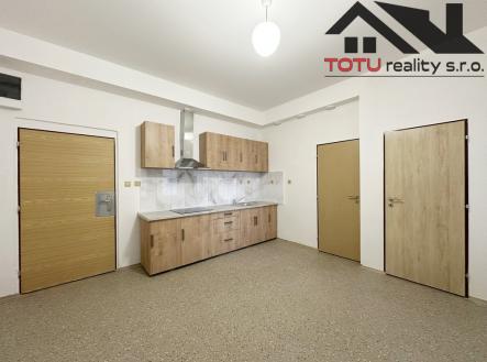 img-4833.jpeg | Pronájem bytu, 2+1, 3 802 m²