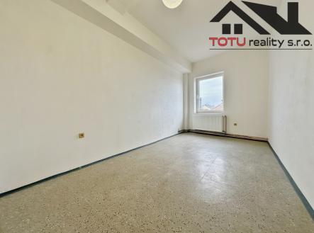 img-4826.jpeg | Pronájem bytu, 2+1, 3 802 m²