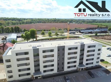 Pronájem - malý objekt/garáž obrázek