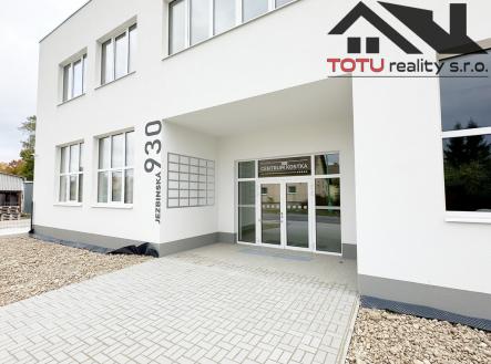 img-4078.jpeg | Pronájem - kanceláře, 45 m²