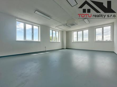 img-8420.jpeg | Pronájem - kanceláře, 142 m²
