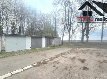 whatsapp-image-2026-04-13-at-13.44.18-1.jpeg | Prodej - malý objekt/garáž