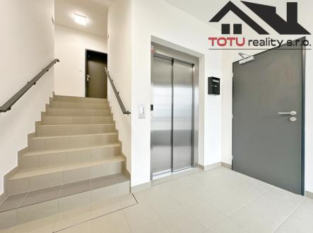 img-6363.jpeg | Pronájem bytu, 2+kk, 121 m²