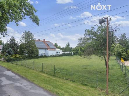 Prodej - pozemek pro bydlení, 1 735 m²