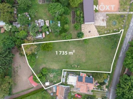 Prodej - pozemek pro bydlení, 1 735 m²