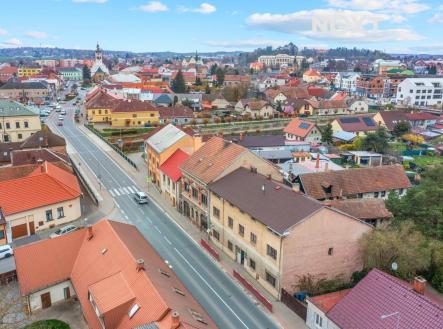 Prodej - komerční objekt, jiný, 1 757 m²