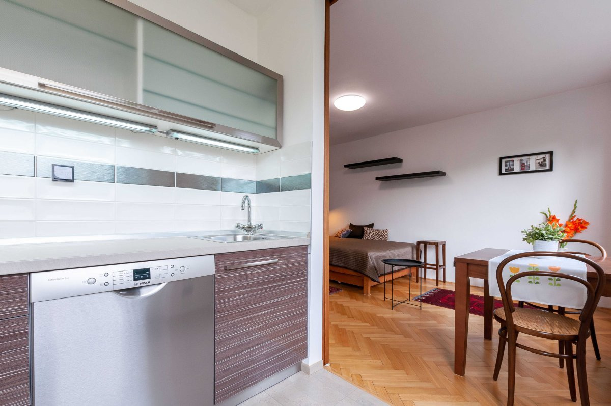 Pronájem bytu 1+1, K vodojemu, Praha - Smíchov, Praha 5