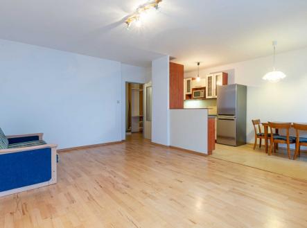 Pronájem bytu, 3+kk, 80 m²