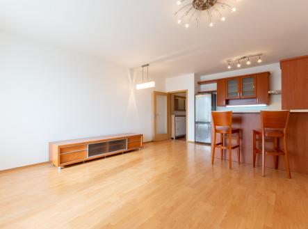 Pronájem bytu, 2+kk, 64 m²